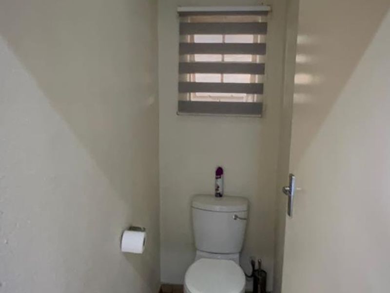 Secure 3-Bedroom Family Home in the Sought-After Leopard's Rest Estate! - Photo 9