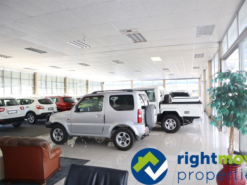 Business premises with Great Visibility in High Traffic Area. - Photo 7