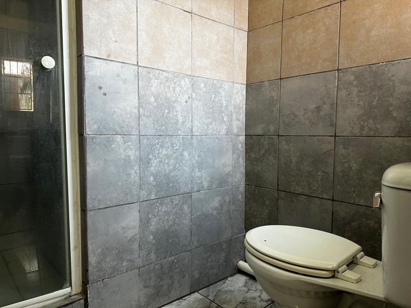 Ultimate Student Housing Investment - Photo 8