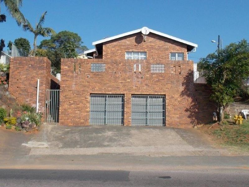 Your New Chill Pad Awaits in Prime Shallcross! - Photo 3