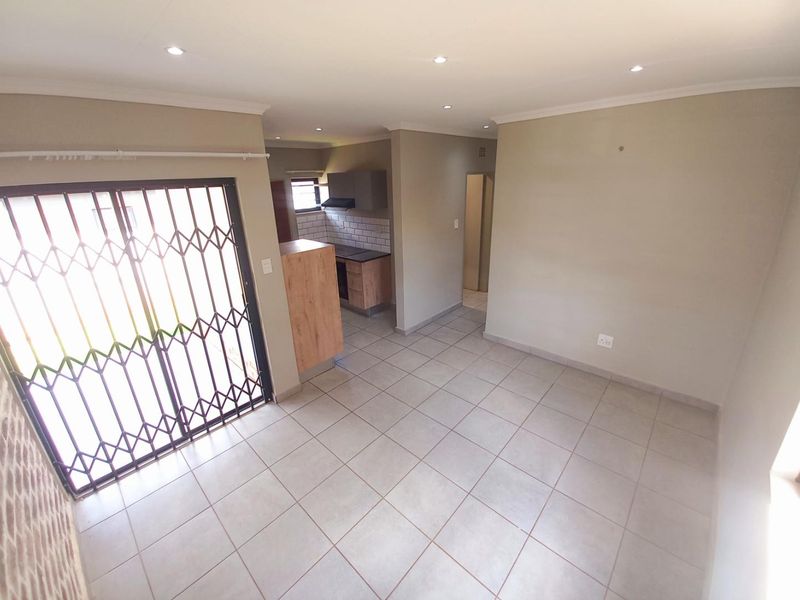 Three bedrooms house for sale in Lotus Gardens Capital View Estate - Photo 9