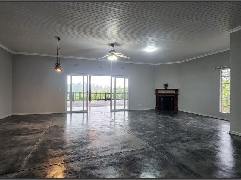 Newly renovated 4-Bedroom family home to rent on private, secure, lifestyle farm - Photo 3