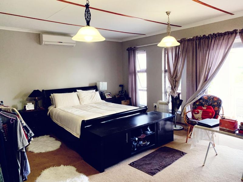 FOR SALE📍HOCHLAND PARK - Photo 4