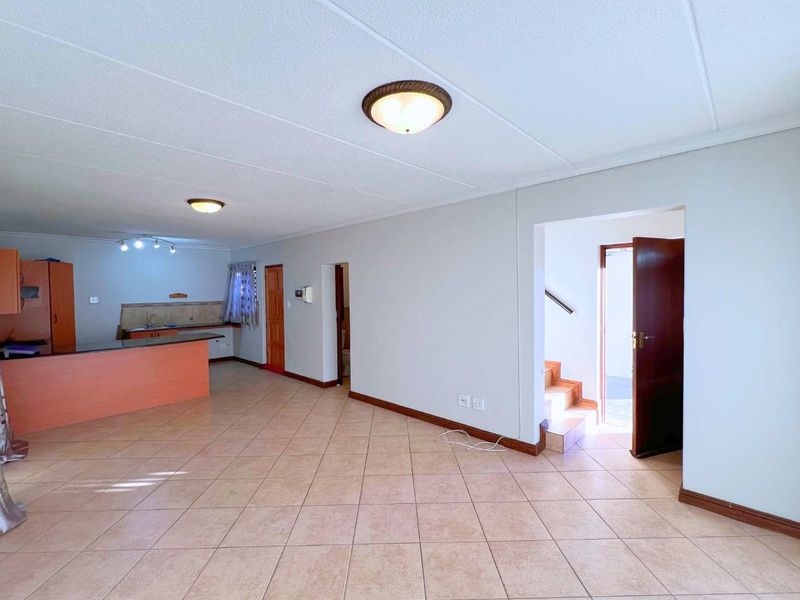 Three Bedroom townhouse in Montana - Photo 3
