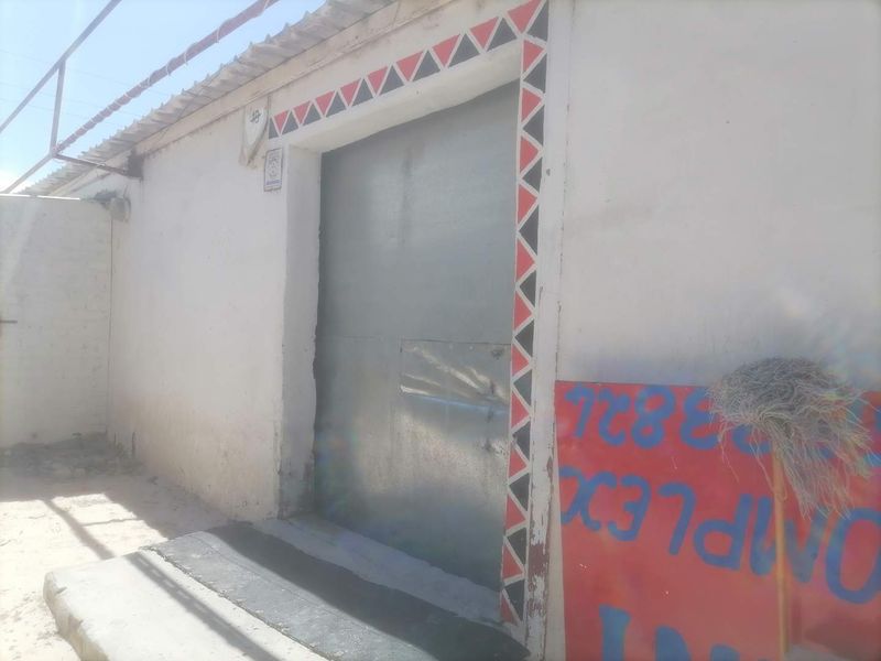 Warehouse / Business Plot For Sale - Prime Location - Oshakati Main  Road - - Photo 3