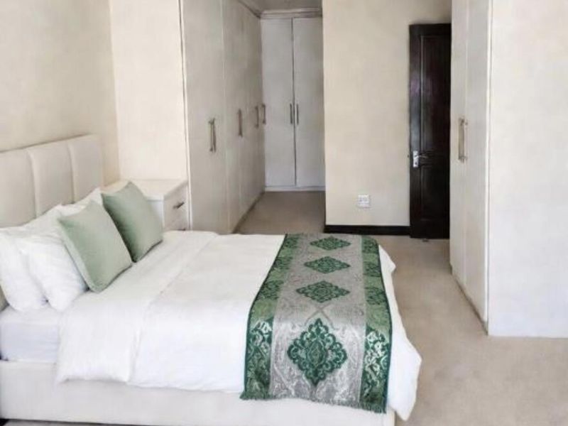 2 BED 1 BATH SPACIOUS UNFURNISHED APARTMENT IN RETIREMENT VILLAGE BRYANSTON - Photo 5