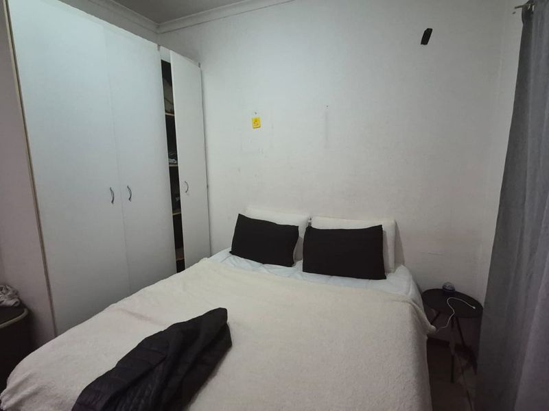 Charming 2-Bedroom Apartment for Sale in Oak Mews - Photo 9