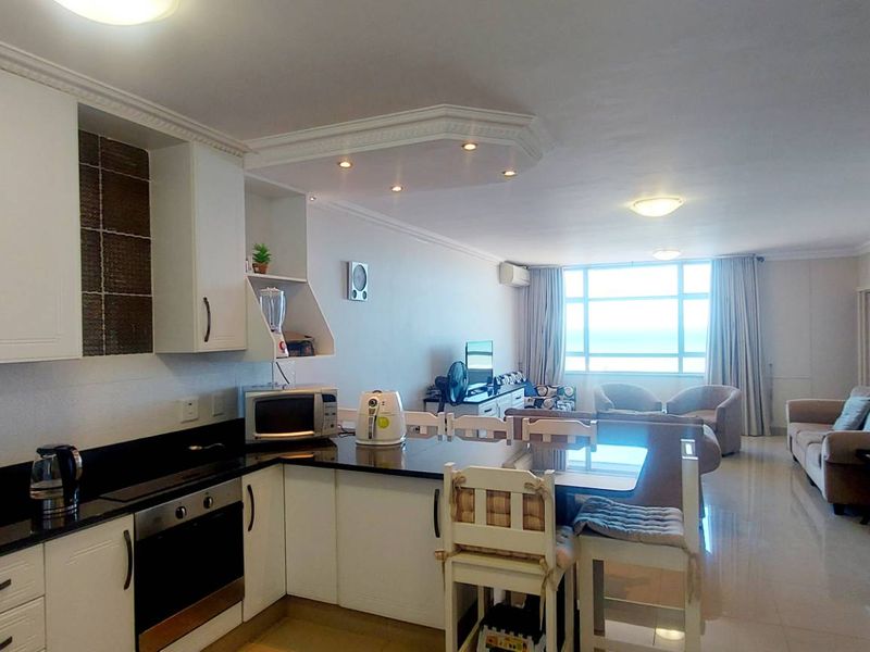 Heaven on Earth: Stunning Beachside Apartment Fully Furnished! - Photo 3
