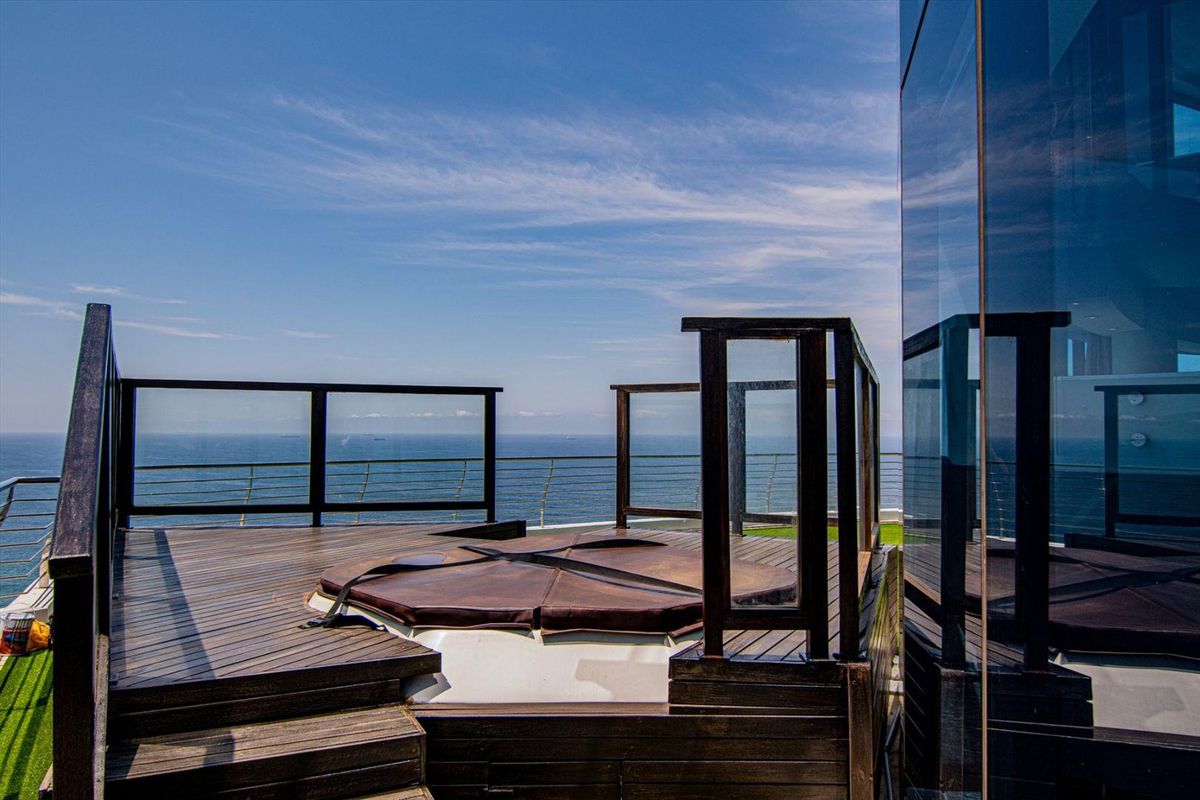 3 BEDROOM I 4 BATHROOM APARTMENT - Photo 5