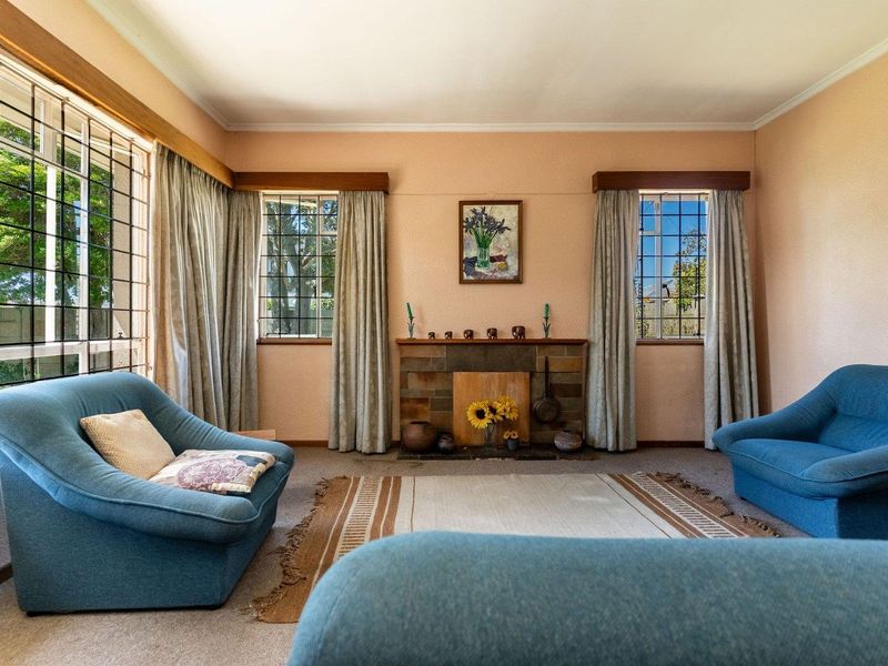 Solid family home with huge potential - Photo 6