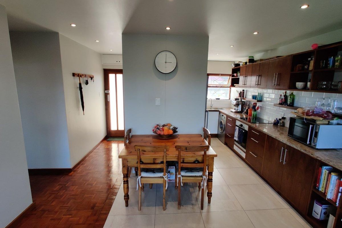 Furnished 2 bed apartment in Rosebank - Photo 2