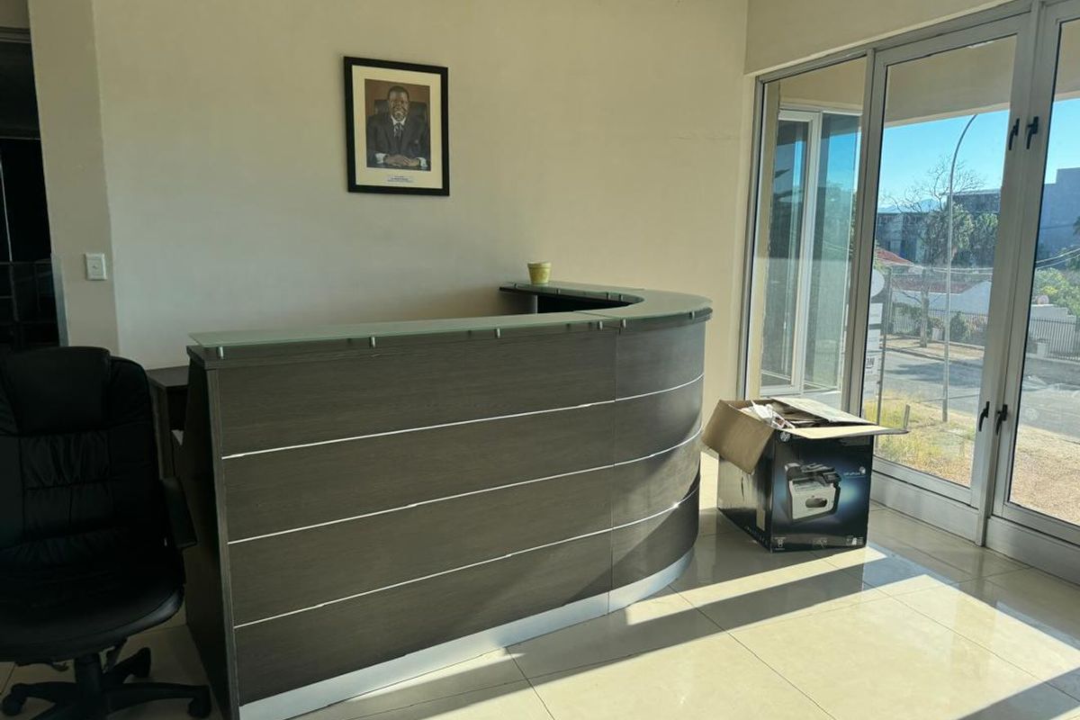 OFFICE FOR SALE - Photo 3