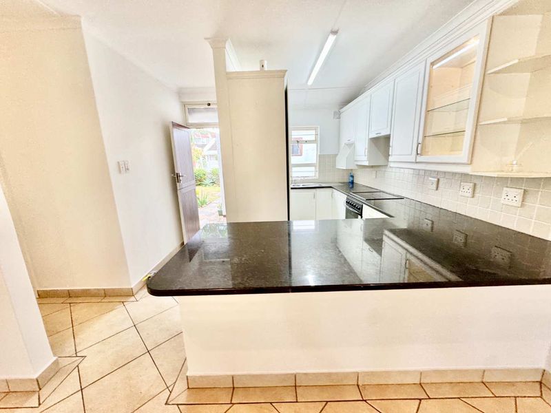 Hendra Estates - Stunning, Pet-Friendly Simplex For Rent In Durban North - Photo 6