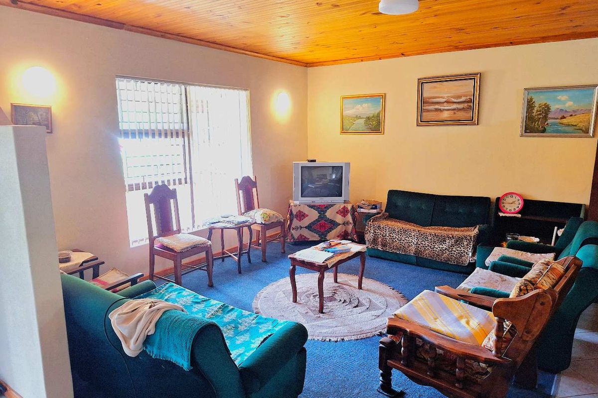 Kleinmond Avenues - Make an Offer! - Photo 5