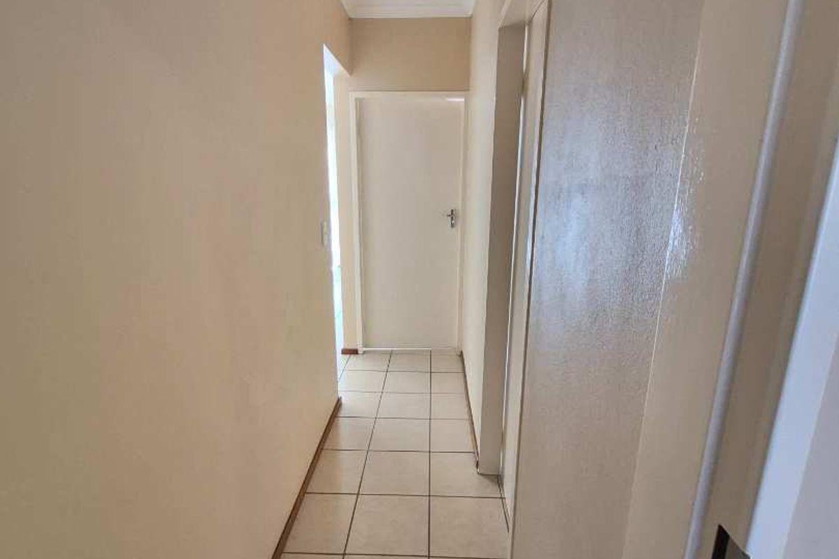 2 Bed, 2 Baths Apartment to rent in Terenure - Photo 5