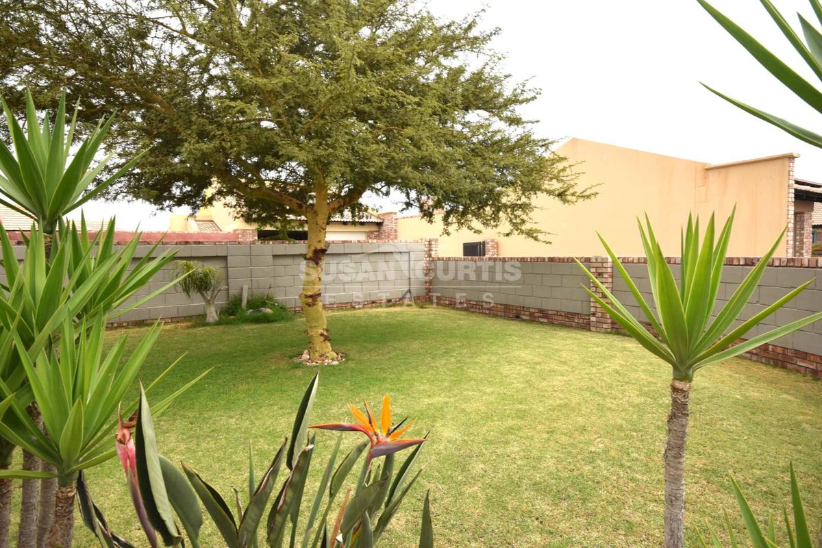 3 BEDROOM HOUSE IN EXT 9, SWAKOPMUND - Photo 2