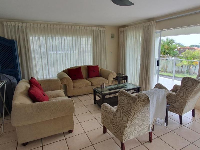 Furnished 3 Bedroom Duplex in Shelly Beach - Photo 2
