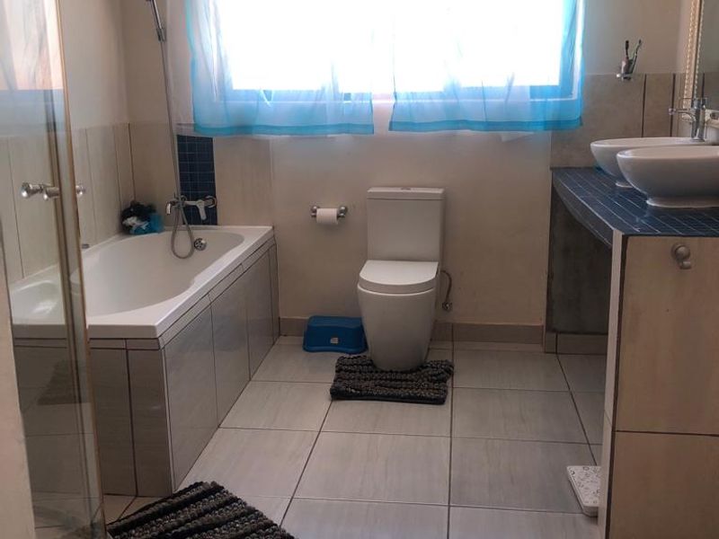 4 Bedroom KRANSNEUS TO LET SPACE SPACE SPACE - Photo 8