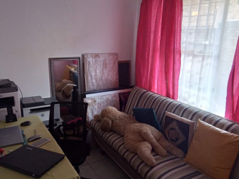 FOR YOUNG FAMILY OR INVESTOR - Photo 9