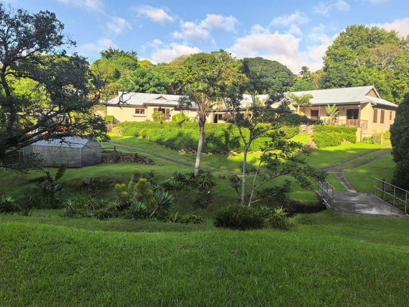 EXQUISITE RESIDENTIAL HAVEN - Photo 2