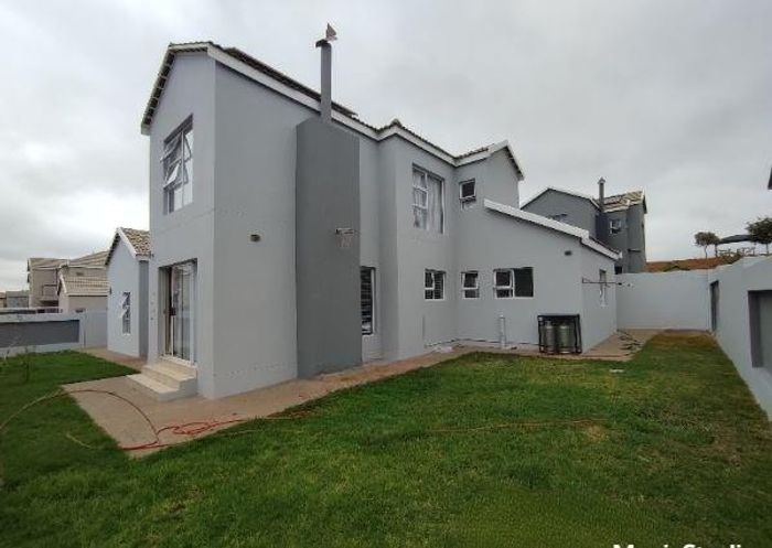 Property #2464113, House For Sale in Rua Vista