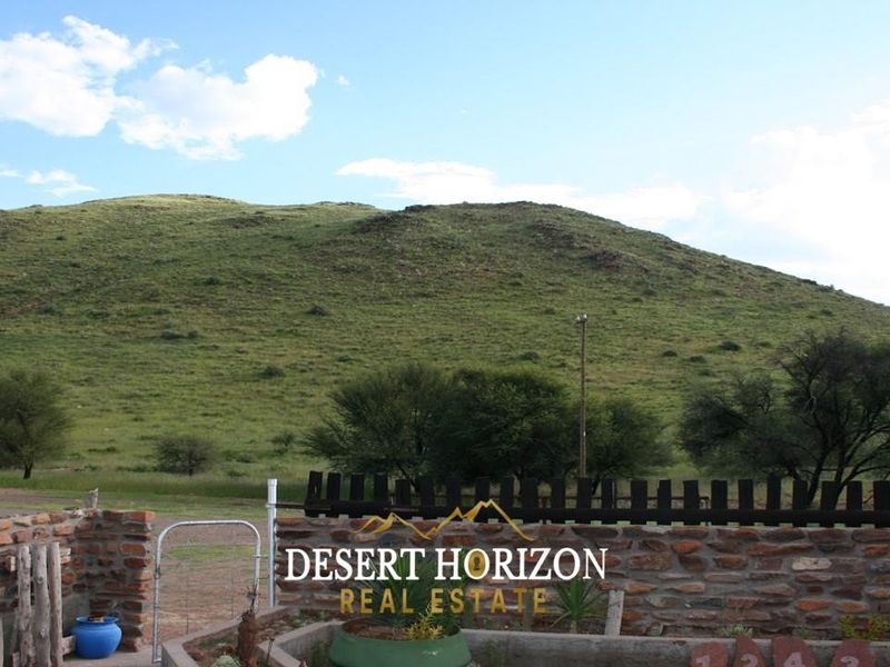 Namibia | Ideal Investment Opportunity: Farm with Versatile Infrastructure - Photo 8