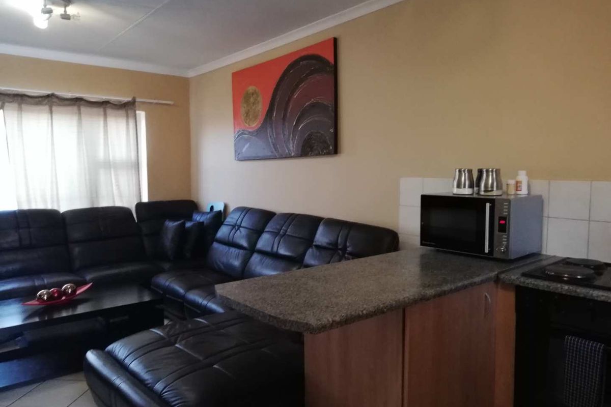 8. Peace of Mind at Honeypark Roodepoort- 24 hr Security and CCTV - Photo 5