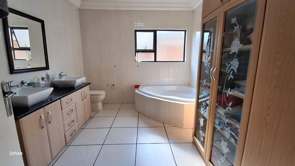 Master en-suite