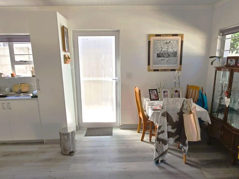 Furnished apartment perfect for single or couple only - Photo 6