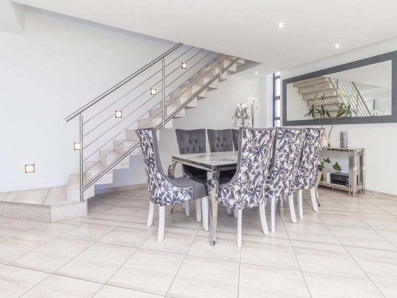 Comfort, Space and Style - Photo 10