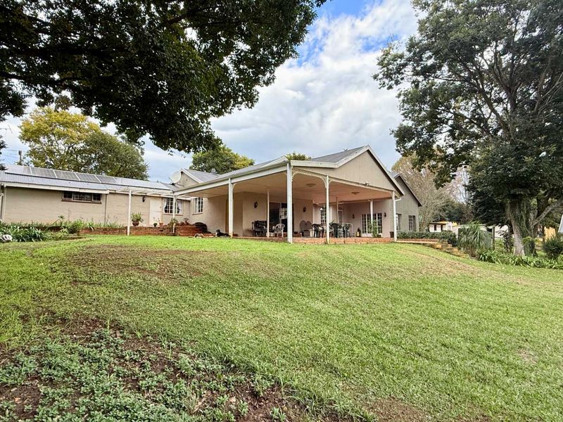 Lifestyle Smallholding with River Frontage near Howick - Photo 2