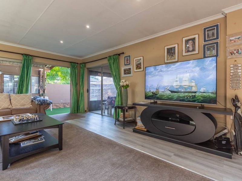 Unlock the potential of a lifetime with this incredible property for sale in Rynfield - Photo 9