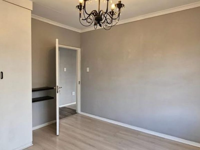 2 Bedroom Townhouse for Sale in New Redruth - Photo 8