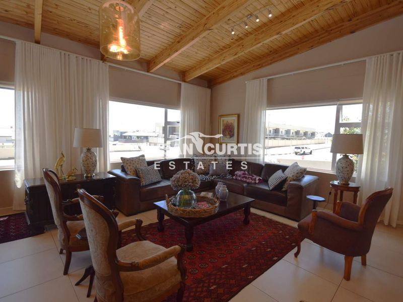 COMMERCIAL PROPERTY IN MILE 4 EXT 1 IS FOR SALE - Photo 3