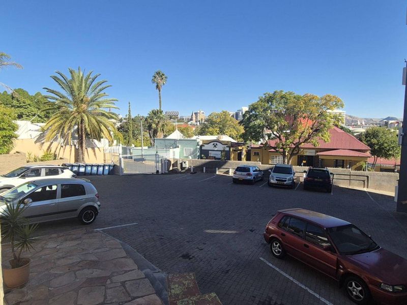 FOR SALE 1 BEDROOM IN WINDHOEK CENTRAL - Photo 2