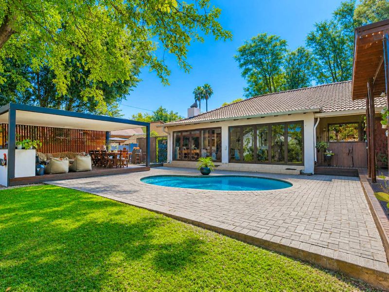 Warm & Inviting 4-Bedroom Home with Modern Amenities Included - Photo 3