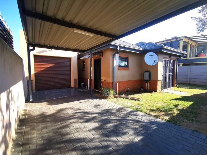 Property #2550962, House Rental Monthly in Leopard's Rest Security Estate