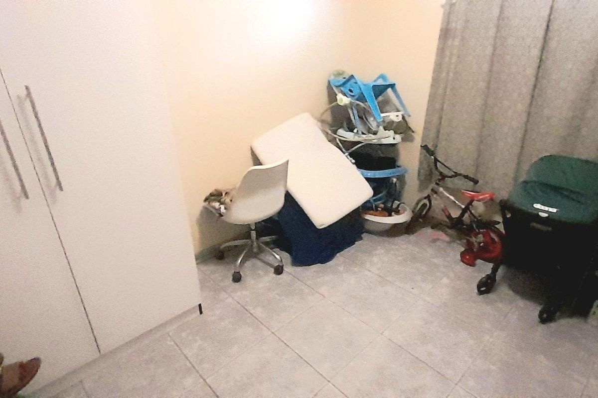 2 bedrooms in North Beach - Photo 5