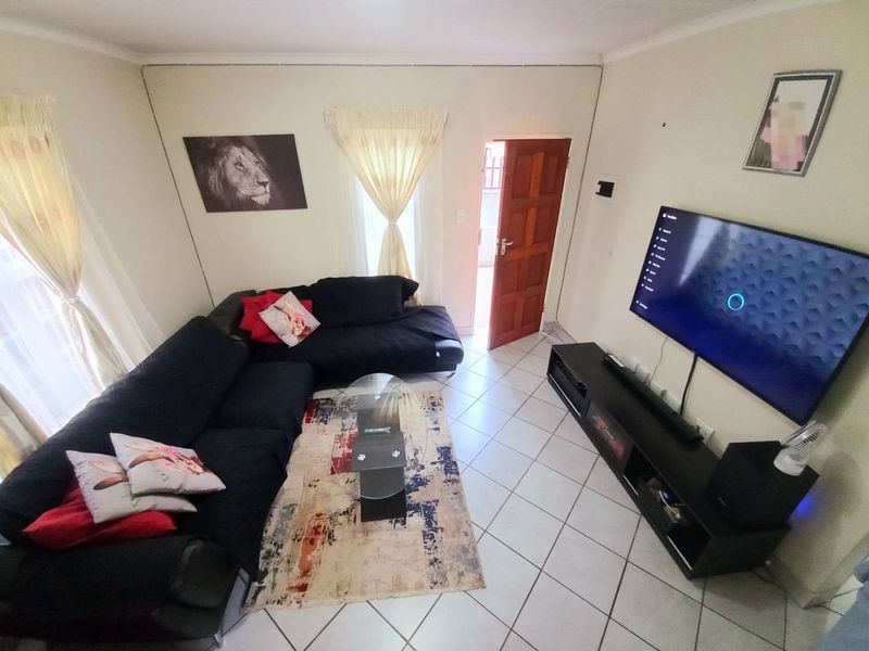 Two Bedrooms house for sale in Kirkney - Photo 10