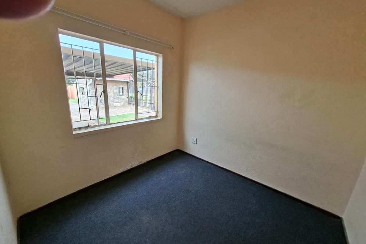 Charming and Comfortable Apartment – Perfect for Easy Living - Photo 4