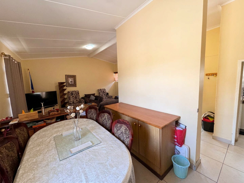 Windhoek North – Spacious 3 Bedroom Home with Flatlet Potential - Photo 5