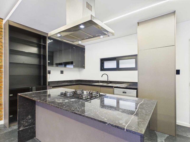 Modern Living In The Heart Of Fourways - Photo 3