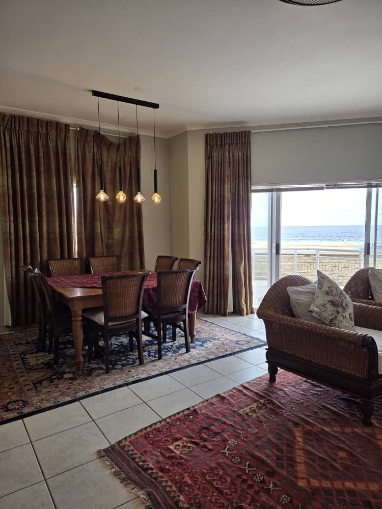 Dining room area with sliding door