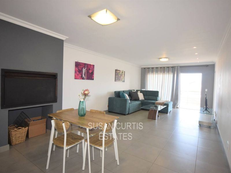 SEA VIEW APARTMENT - Photo 7