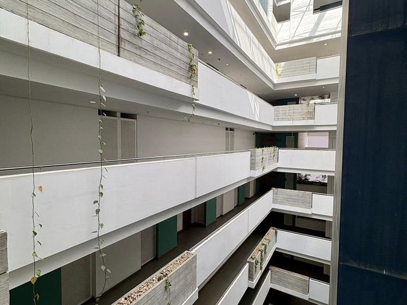 1 Bedroom Apartment For Sale In CBD - Photo 8