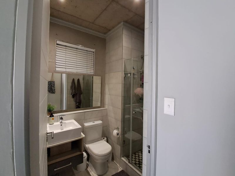 2 Bedroom Apartment within walking distance from University of Pretoria - Photo 8