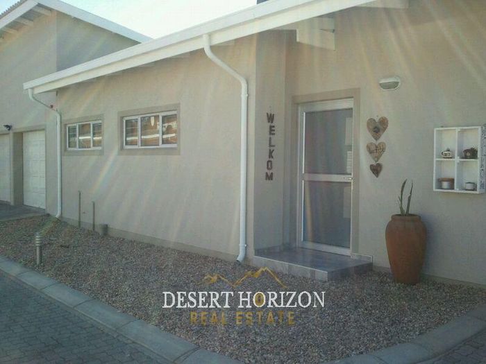 Property #2563089, Townhouse For Sale in Okahandja Central