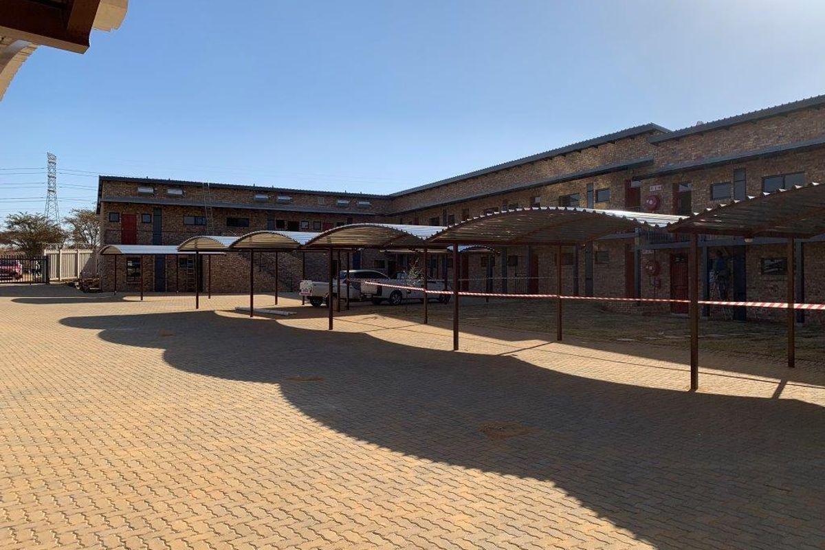 2 BEDROOM FLAT TO RENT IN ELANDSPOORT - Photo 3