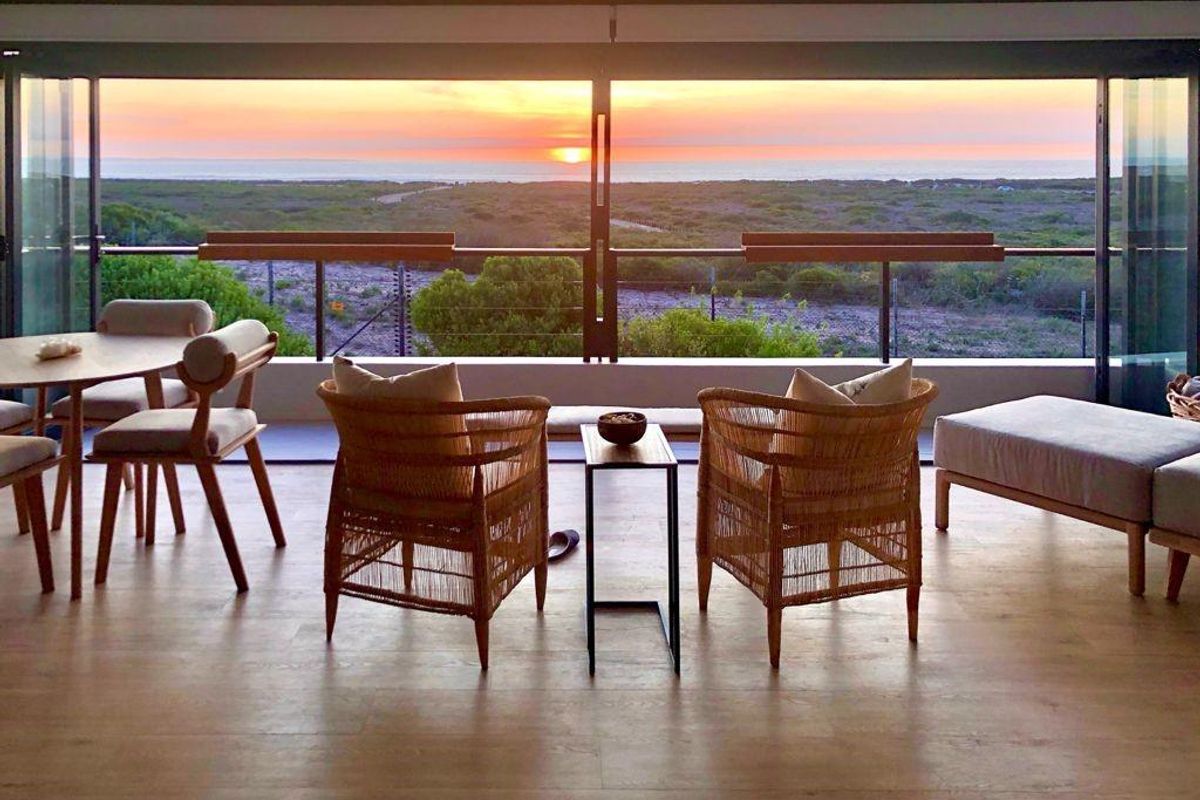 Seaside Serenity: Your Private Coastal Oasis Awaits - Photo 2