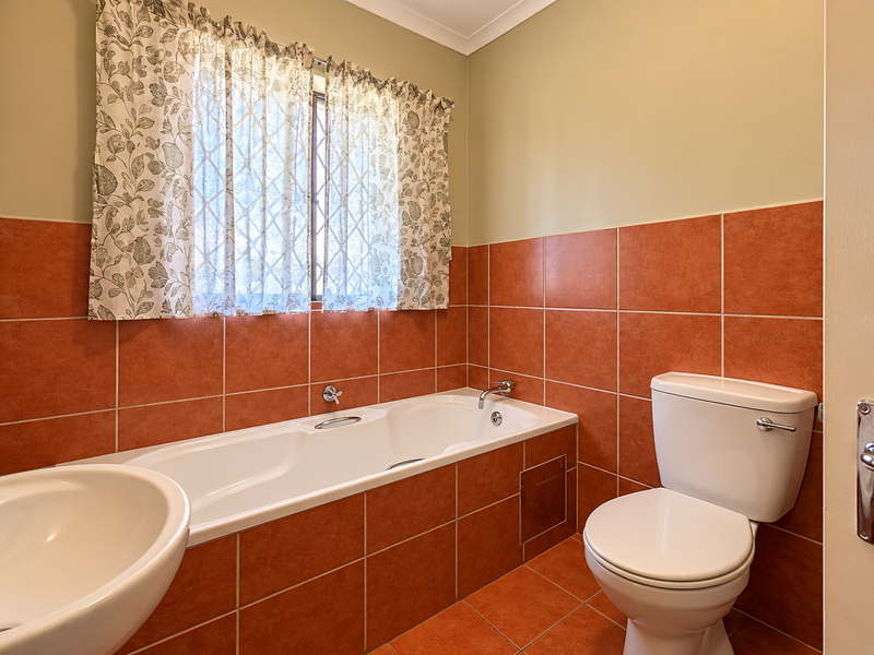 One-Bedroom Apartment for sale - Photo 6